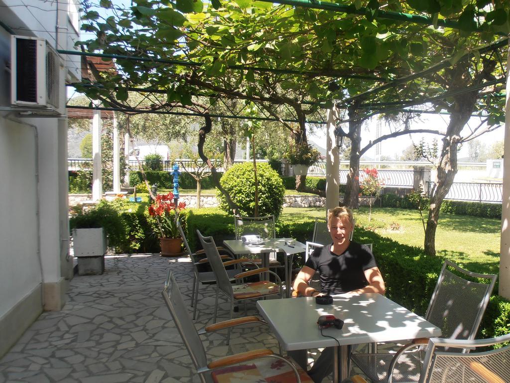 Hotel Metković Екстериор снимка